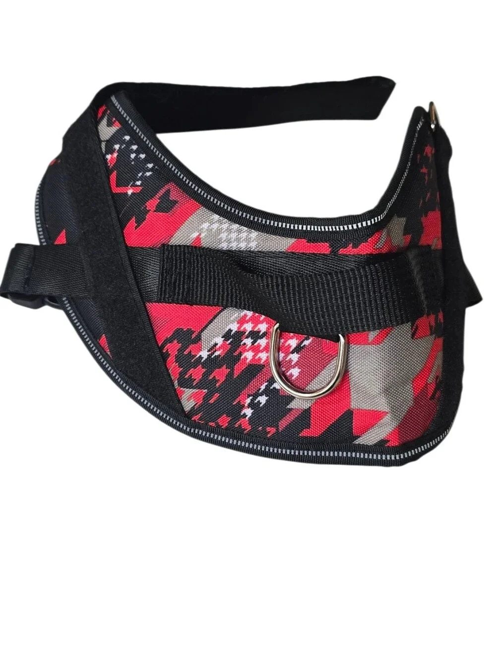 NWOT Dog Harness Adjustable Black, Red And Grey Pattern